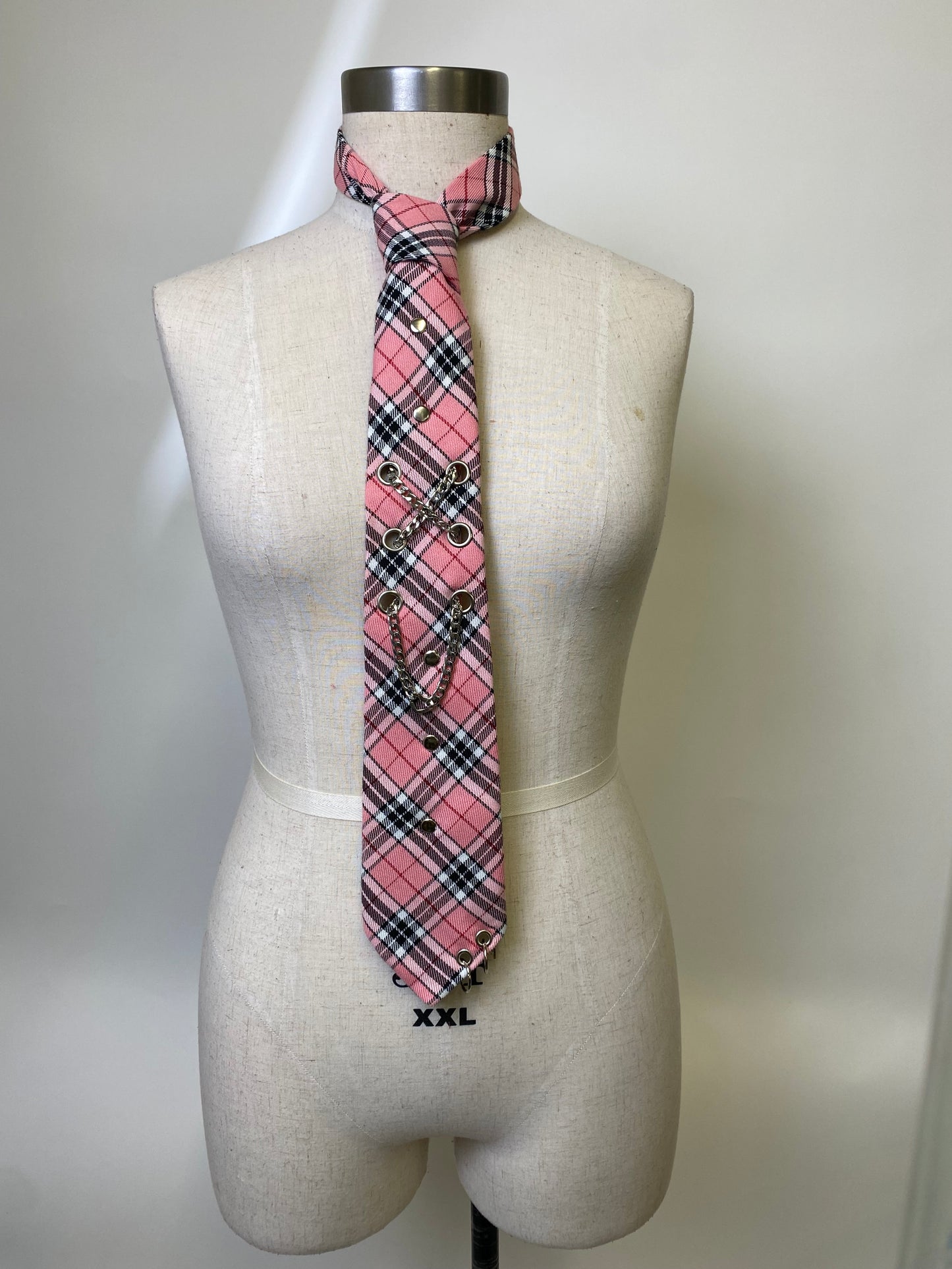 Clueless Tie